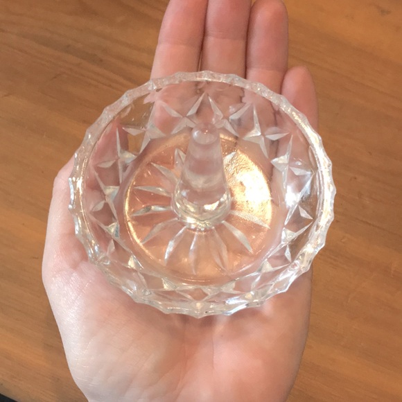 Vintage Crystal Glass Ring Holder 💍 - Picture 4 of 4